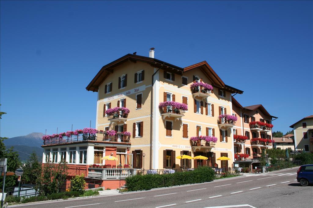 Hotel Stella delle Alpi - Esterno
