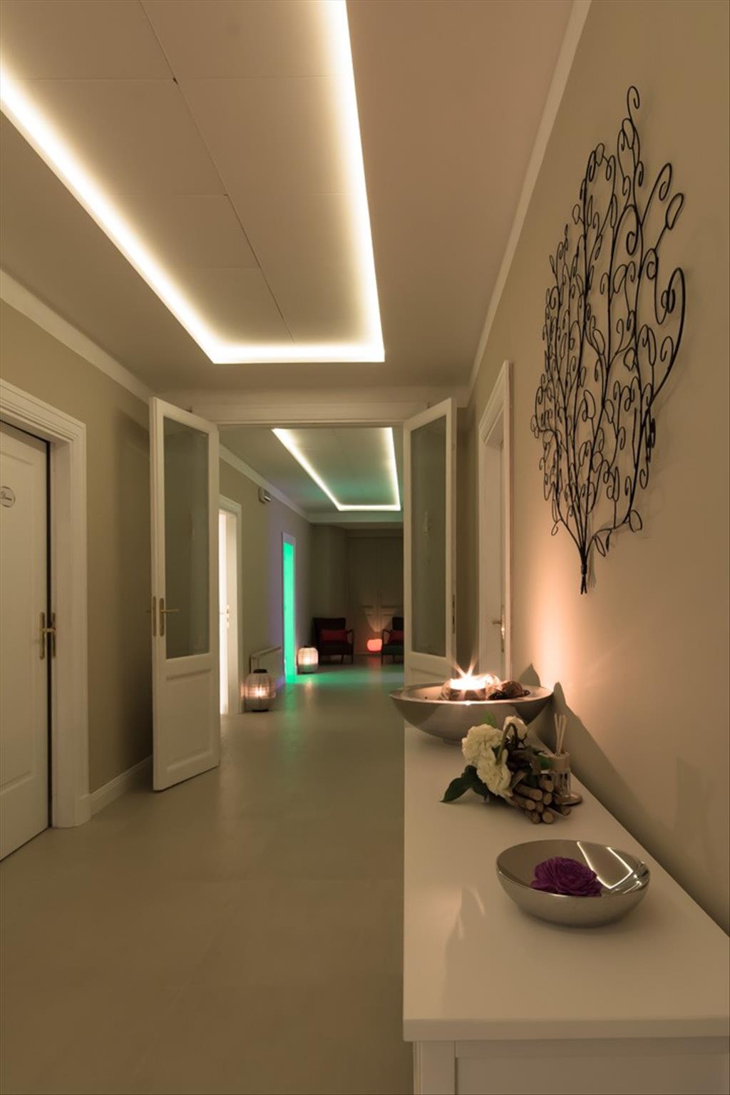 Hotel Touring  - Wellness