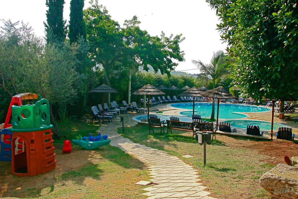Hotel Valle Clavia - GiardiniPiscina