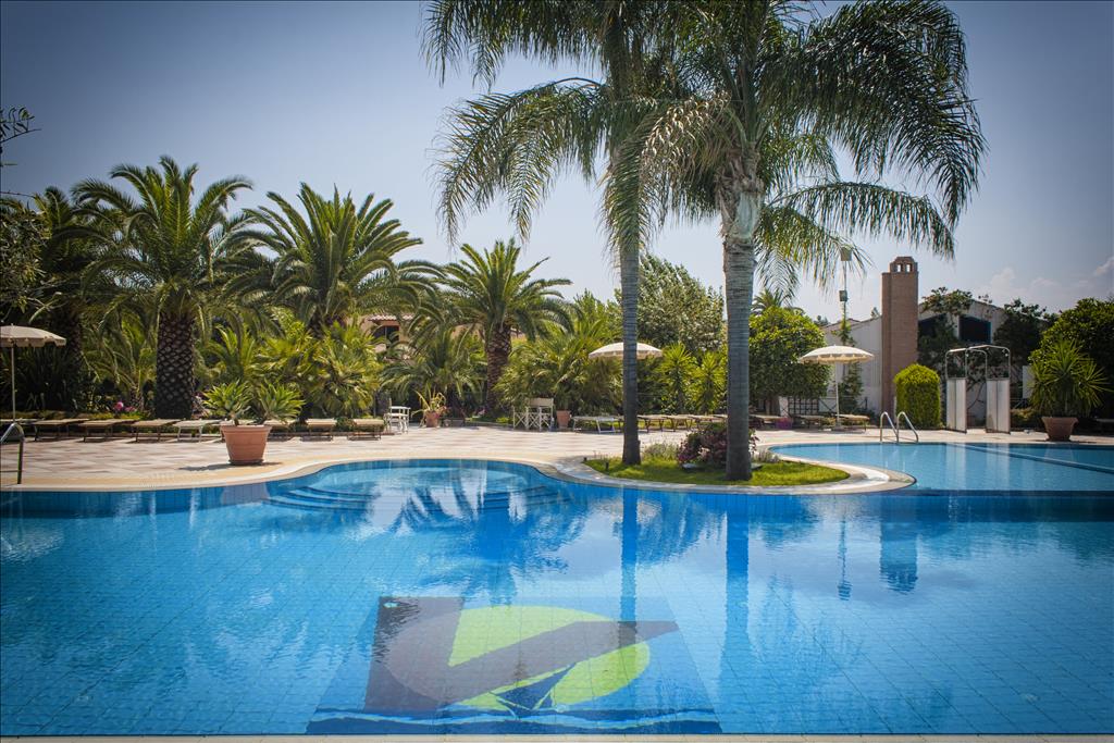 Aparthotel Vascellero Club Resort - Piscina