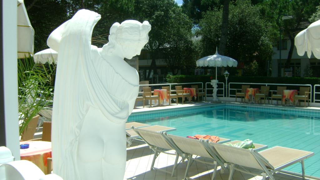Hotel Villa Luisa - Piscina