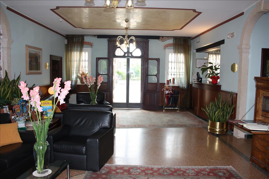 Hotel Villa Malaspina - Lobby