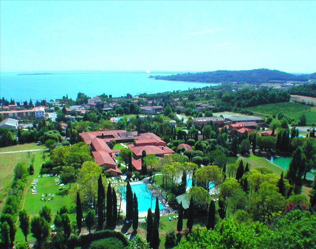 Hotel West Garda - Vistaaerea