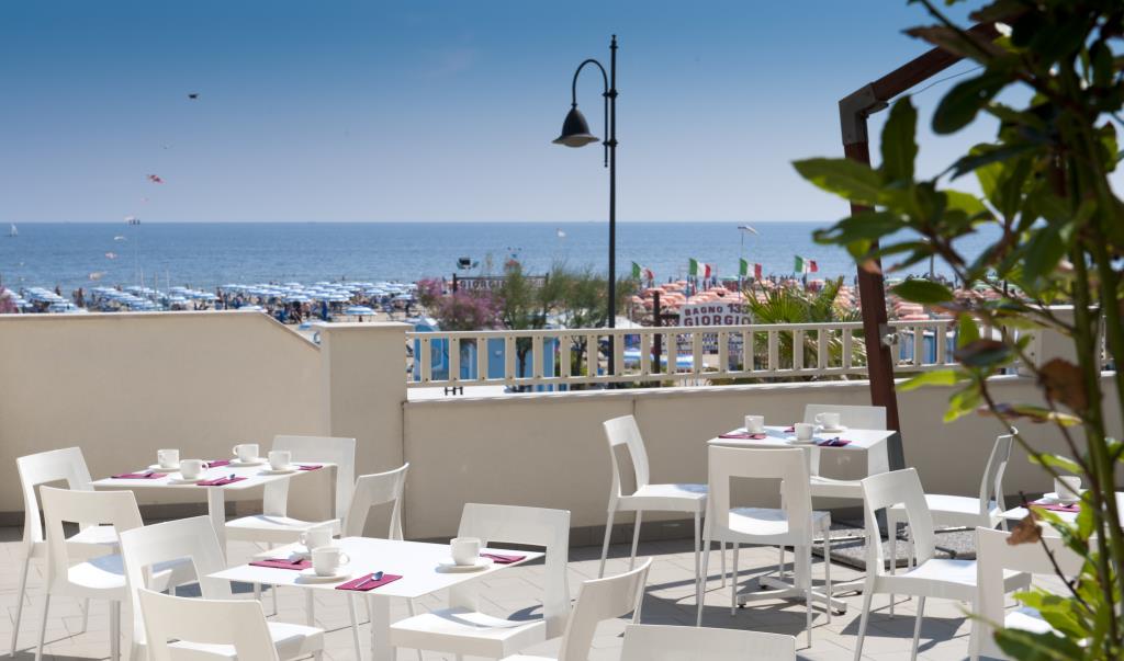 Hotel Yes Touring - Terrazza